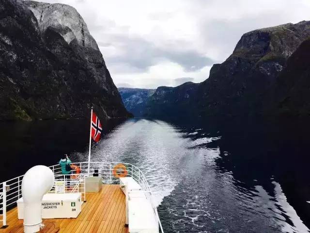 35.webp.jpg 糖心视频