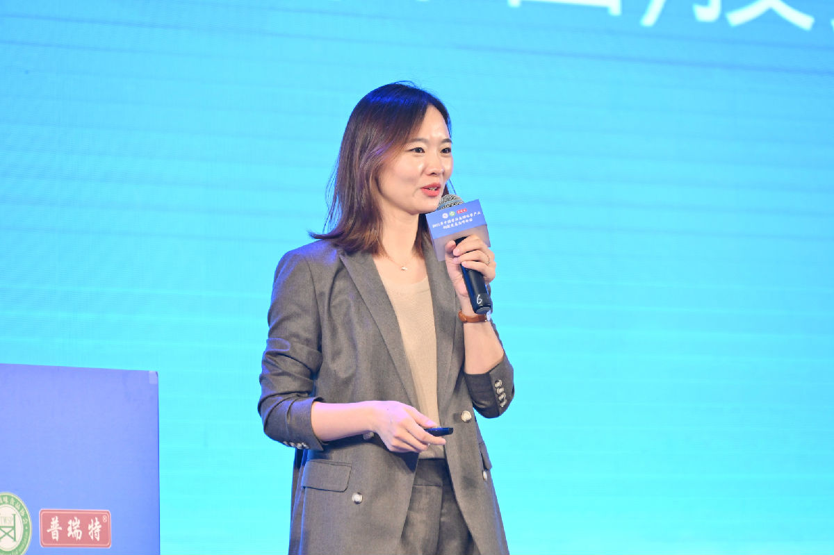 张慧.jpg 糖心视频